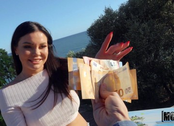 Supporting The Arts Glamour Babe POV Sex