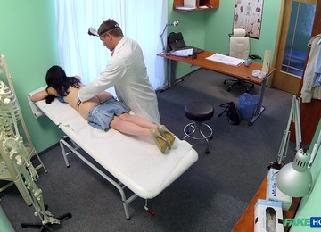 Doctor Prescribes His Knob To Help Relieve Saucy Patients Back Pain