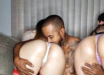 Chris Cardio Worships The Asses Of Anna Claire Clouds And Kira Rose