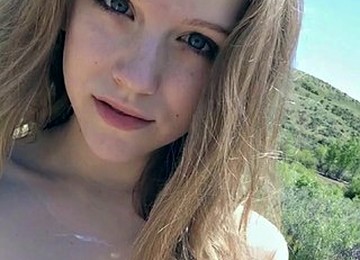 Pandora Makes Anna Frozen Big Clit And Elsa Dragon Cock Dildo