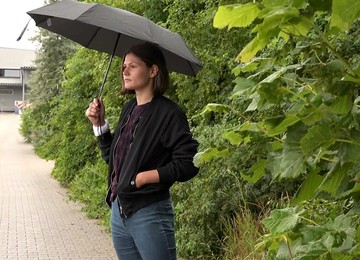 Passionate Amateur Fucking In The Middle Of The Road With Grace Carson