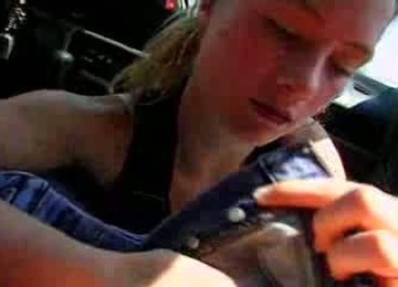 I Got An Awesome Blowjob In My Car From That Cute Hooker