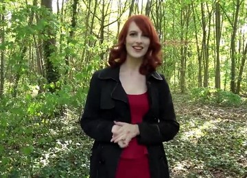 Good Looking Alex Harper Moans During A MMF Threesome On The Bed