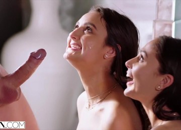 VIXEN Ariana Marie And Eliza Ibarra Love To Have Fun Together - Ariana Marie