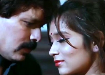 Dost Ki Maa Ke Sath Suhagraat