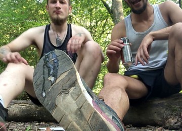 Young Master Sock Domination, Badmasterboys Spitting