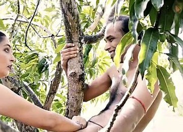 Arey Koi Nahi Hai - Pura Jagah Khaali Hai