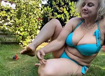 Karina. Back In The Garden