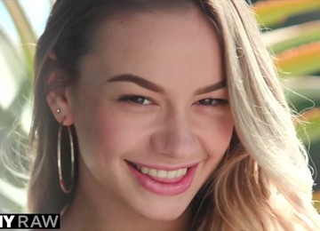 TUSHYRAW Naomi Swan Wants A Knob In Her Bootie - Markus Dupree