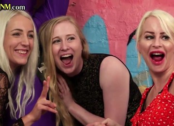 CFNM Babes In Sex Orgy Femdomly Jerk Dude In CFNM HJ Session