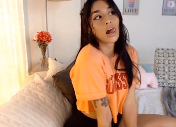 Amazing Latina Dildo Masturbation