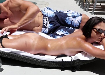 Ariana Marie's Smooth Cunt Getting Vibrated W/ Wand Stick & Fucked Close Up