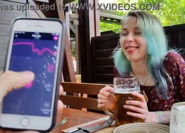 Ohmibod Remote Public, Kneipe