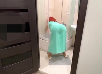 Spied On Stepmom's Giant Butt And Fucked Her Butthole!