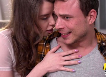 Girl Squirts When Her Anal Is Fucked