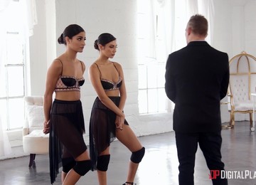 Flexible Dancers Gianna Dior And Emily Willis Fucked By One Guy