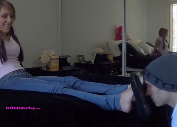 Foot Domination, Smother Box Feet, Foot Smother