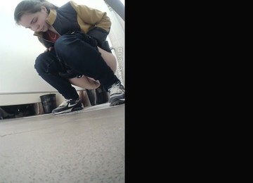 Peeping Blondes Go To Toilet.