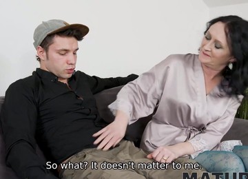 Fatty Mature Is Quickly Banged By Inept Boy On The Grey Couch