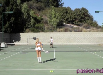 Blondie Tasha Reign Held And Fucked In Her Slippery Horny Pussy