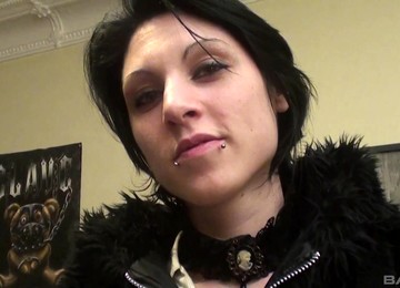 Darla Demonia Enjoys While Being Fucked By Her New Boyfriend