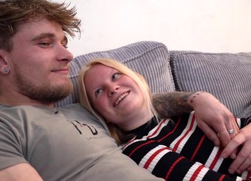 Blonde Amateur Enjoys First Cam Fuck On The Couch