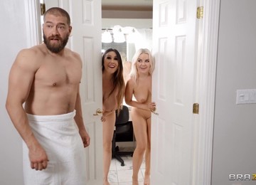 Bearded Dude Xander Corvus Bangs Three Busty Bitches In Bed