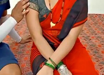 Malik Ne Kari Maid Ki Thukayi