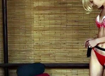 Cute Masseuse Cum On Face