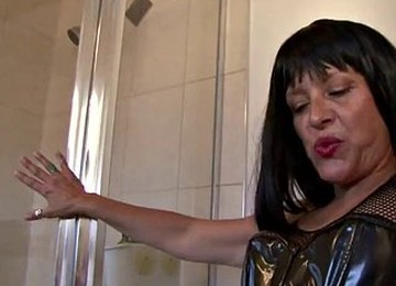 Mistress Makes Slave Worship Her Part 1