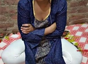 Desi Lovers Have Sex In Hotel Room  Hindi Audio