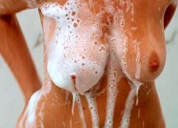 Bosomy Blonde Lezzies Xxx Clip