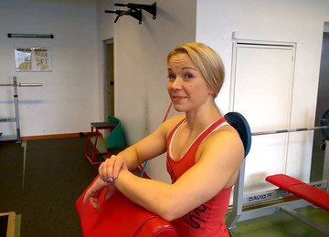 Biceps, Armwrestling