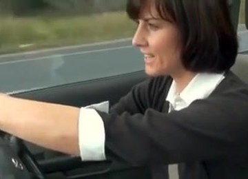 Horny Wife Has A Little Bit Of Me Time !