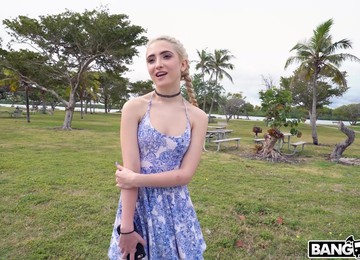 Natural Boobs Blondie Jane Wilde Opens Her Legs For A Stranger