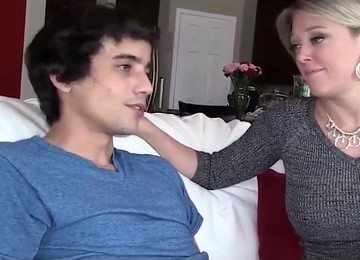 Stepson Is Leaving Home, But Stepmom Gives Her Vagina To Stay - Students