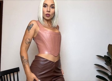 Innocent, Femdom Ballbusting