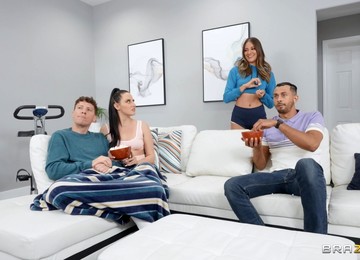 Sensual Teens Are Keen To Swap And Swallow In Their First Home Foursome