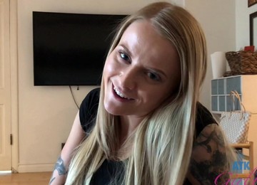 Smoking Chick Paris White Plays With Feet And Rides A Hard Dick