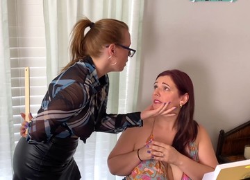 Milf Strapon, Cougar Femdom