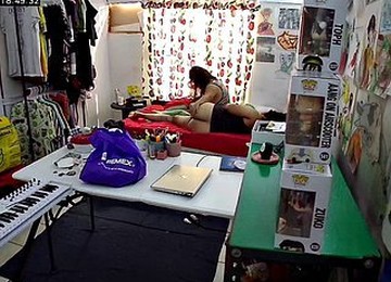 Chubby Big Ass Wife In The Room