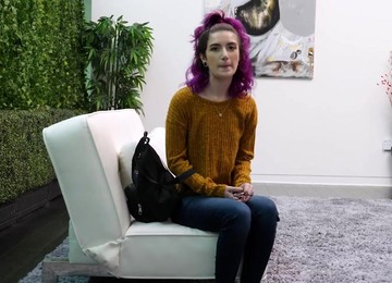 Purple Haired Slut Scarlett Wraps Her Lips Around A Long Pole