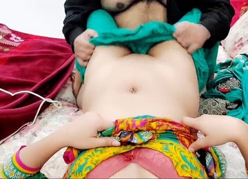 Desi Maid Has Anal Sex With Her Boss While Speaking Hindi