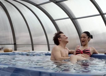 Svelte Girl Facialized After Passionate Sex With Her Old Lover