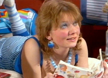 Fugly Village Chic Gets Her Cunt Eaten While Giving Mouth Fuck In MMF