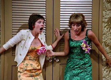 Julia Roberts. Jennifer Garner. Anne Hathaway  Retrospective