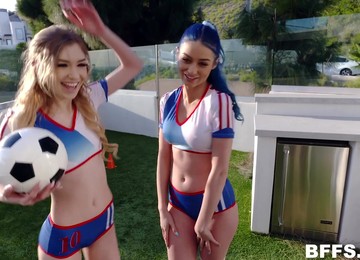 Mackenzie Moss And Her Two Slutty Friends Having A Foursome