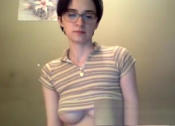 Sexest Striptease Dancing Webcam From Alice