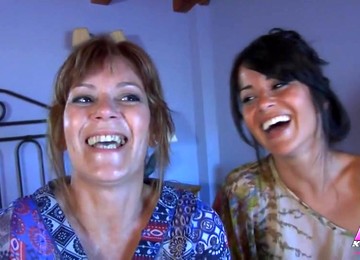 Stepdaughter And Housewife Enjoy Coition With You - Chelsea Poe