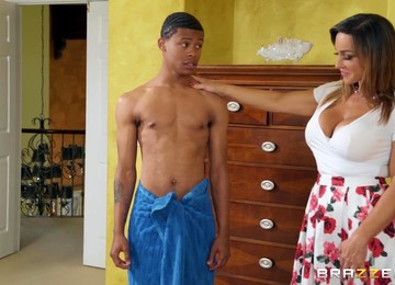 Horny MILF Aubrey Black Wanna See Ebony Dude Lil D Naked Now